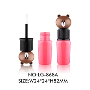 New Design Empty Cute Little Bear Cap Lip Gloss Tube Plastic Lip Tint Makeup Container with Brush