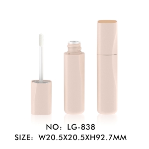 New Design Twist up Empty Liquid Lip Gloss Tube Cosmetic Packaging with Brush