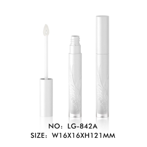 Custom Private Label Plastic Round Lip Gloss Tube with Wing Pattern with Silicon Brush